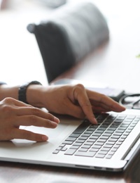 資料ダウンロード